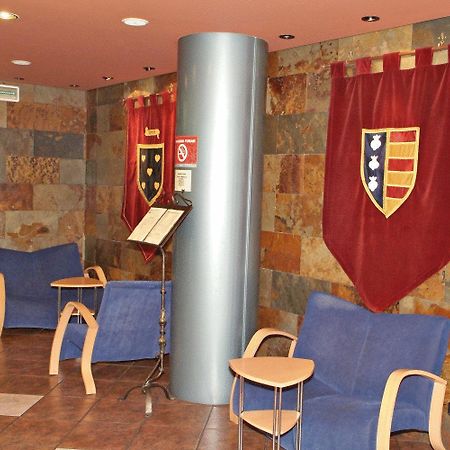 Hotel Yerri Естелья Екстер'єр фото