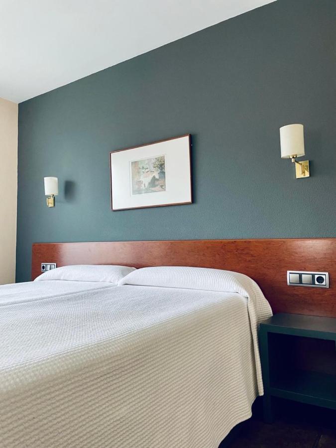 Hotel Yerri Естелья Екстер'єр фото