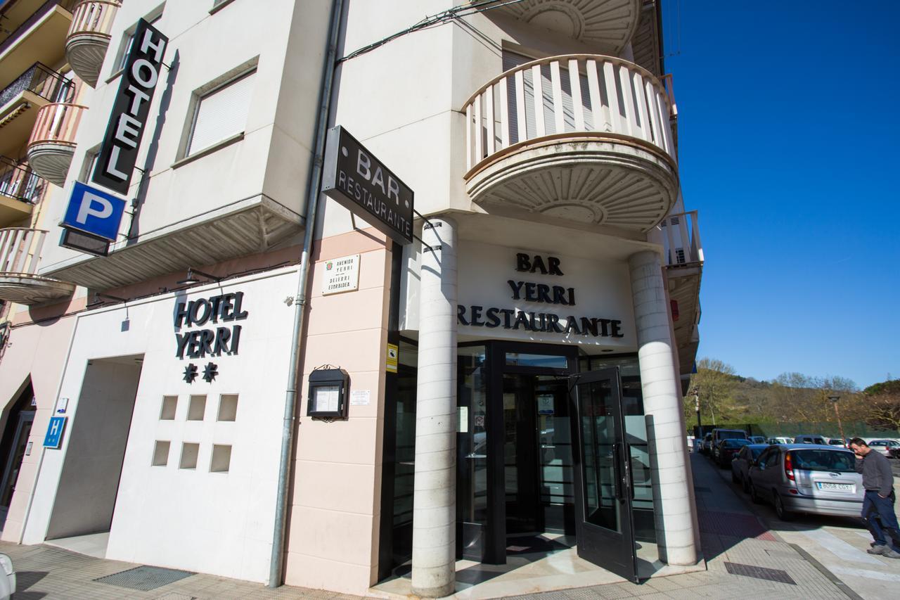 Hotel Yerri Естелья Екстер'єр фото