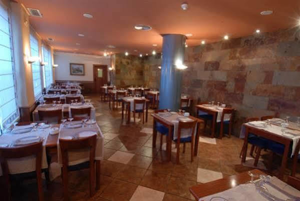 Hotel Yerri Естелья Екстер'єр фото